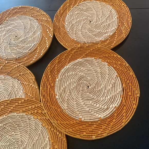 5 rattan wood placemat chargers - Picture 3 of 11